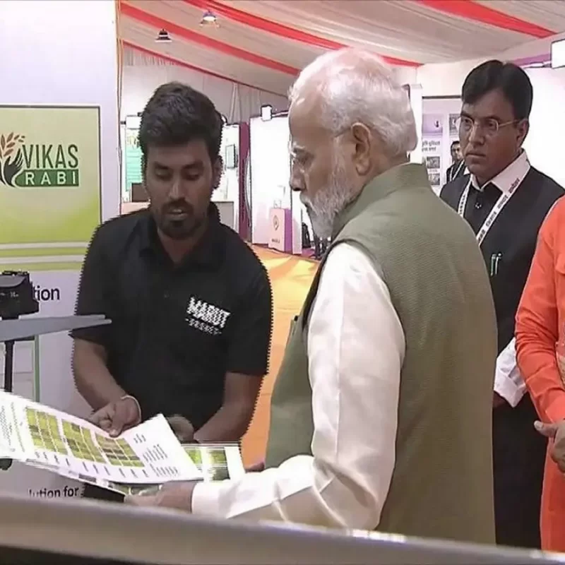 tv screen grab seen marut drones prem explaing to prime minister 02