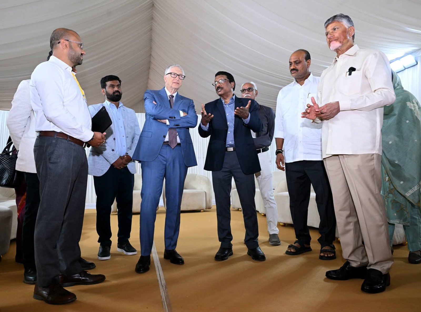 Bill gates + AP CM + Prem